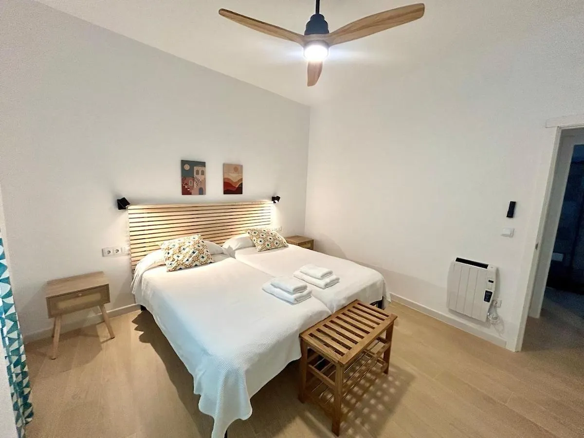Nuevo! Acogedor Apt 8Pax 4Bdr 2Bth - Cozyhomesevilla4