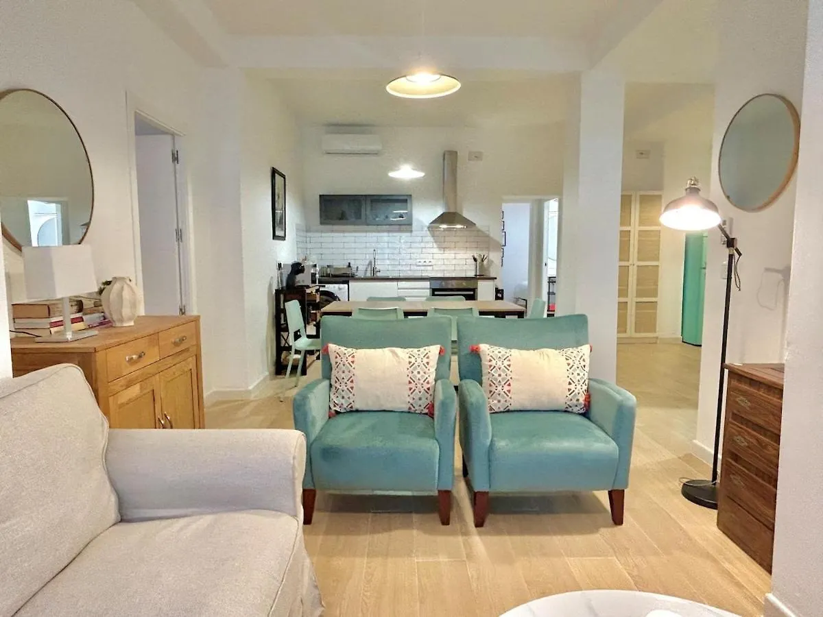 Nuevo! Acogedor Apt 8Pax 4Bdr 2Bth - Cozyhomesevilla4 Испания