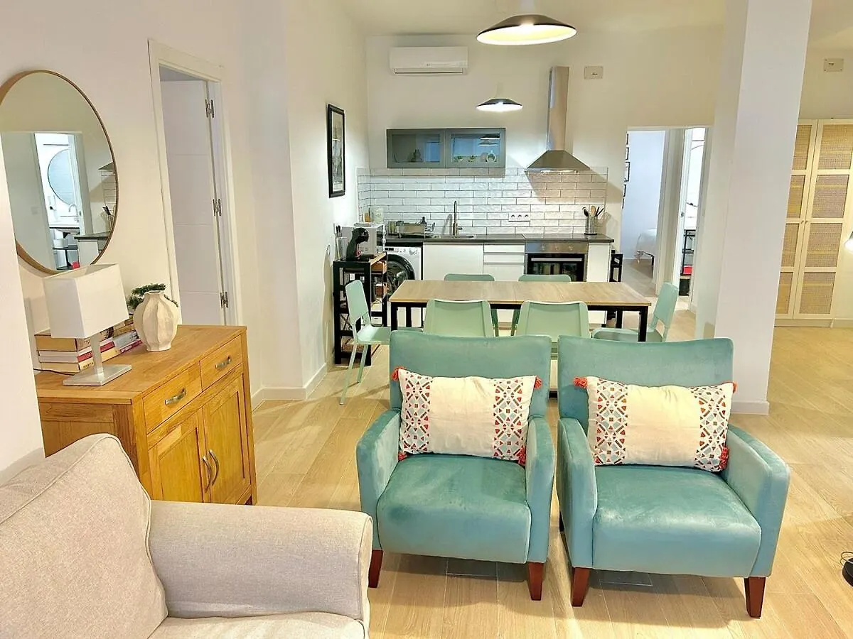 Nuevo! Acogedor Apt 8Pax 4Bdr 2Bth - Cozyhomesevilla4 0*, Севилья Испания